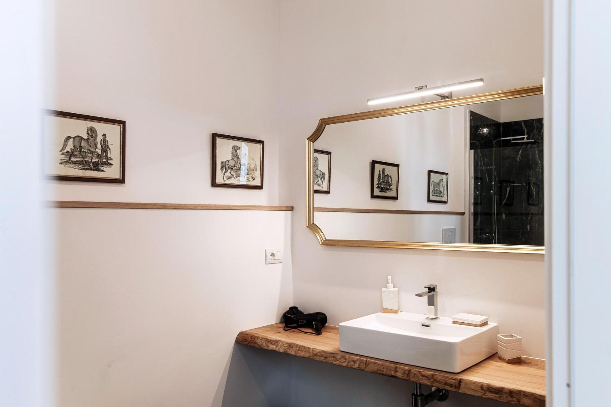 Guesthouse Lake'S Vibes - The House Of Travelers Como Ngoại thất bức ảnh