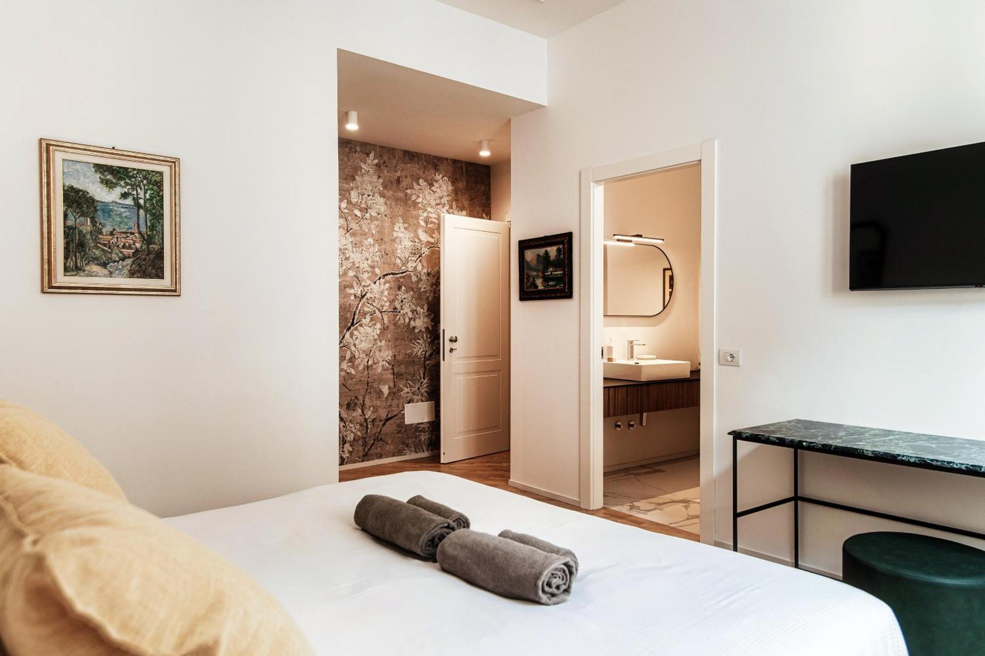 Guesthouse Lake'S Vibes - The House Of Travelers Como Ngoại thất bức ảnh