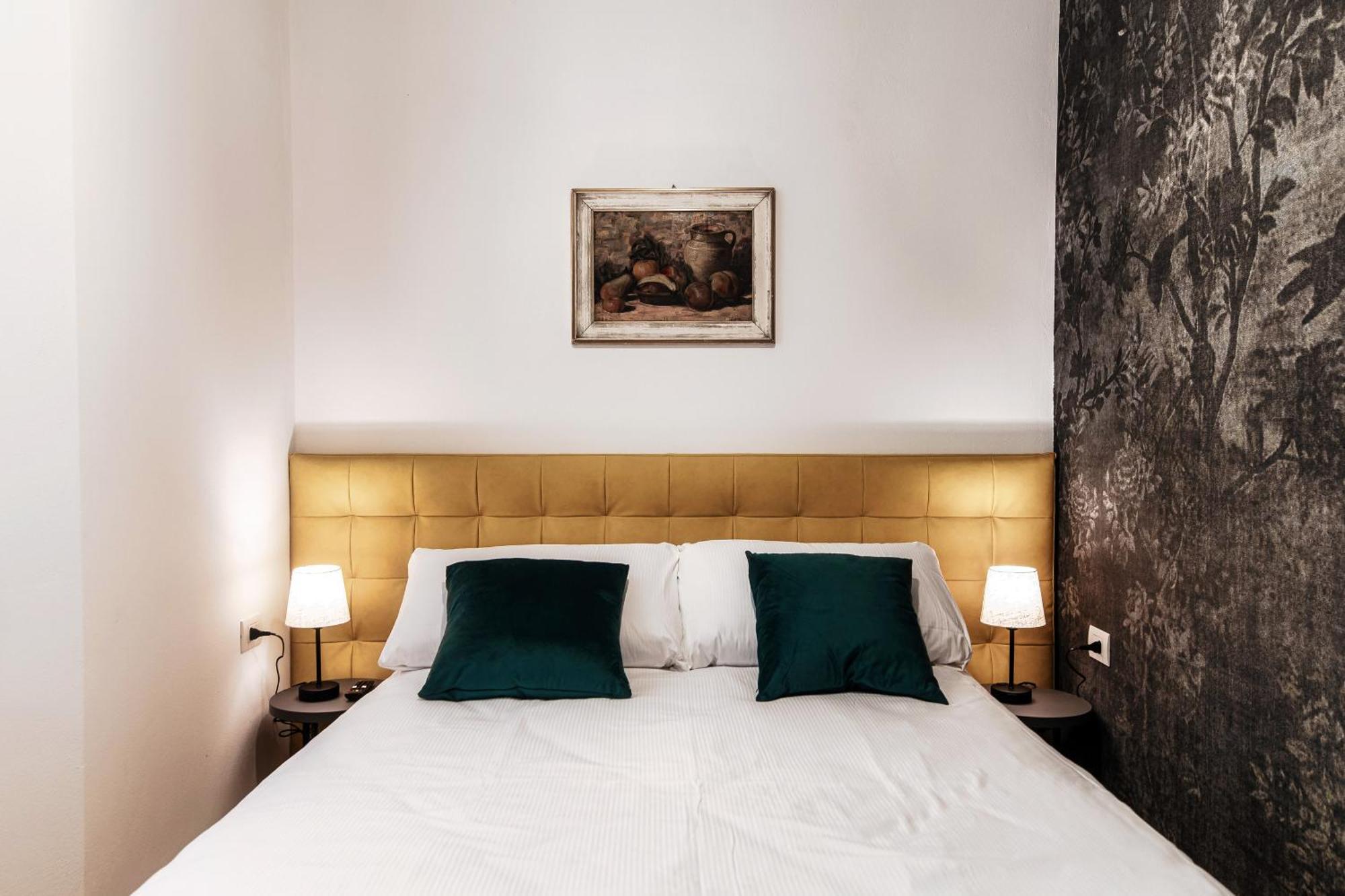 Guesthouse Lake'S Vibes - The House Of Travelers Como Ngoại thất bức ảnh